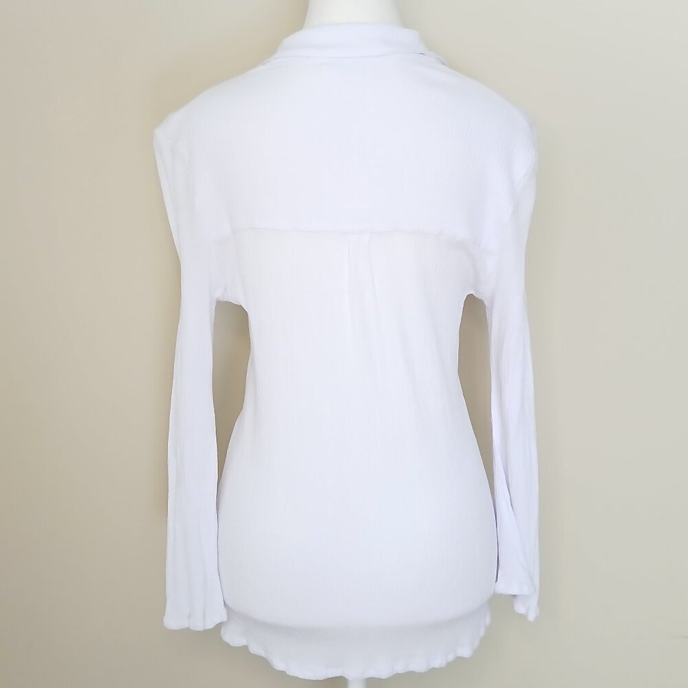 Lover's & Friends Whitney Beach Shirt in Coconut White Size XS - Picture 4 of 8